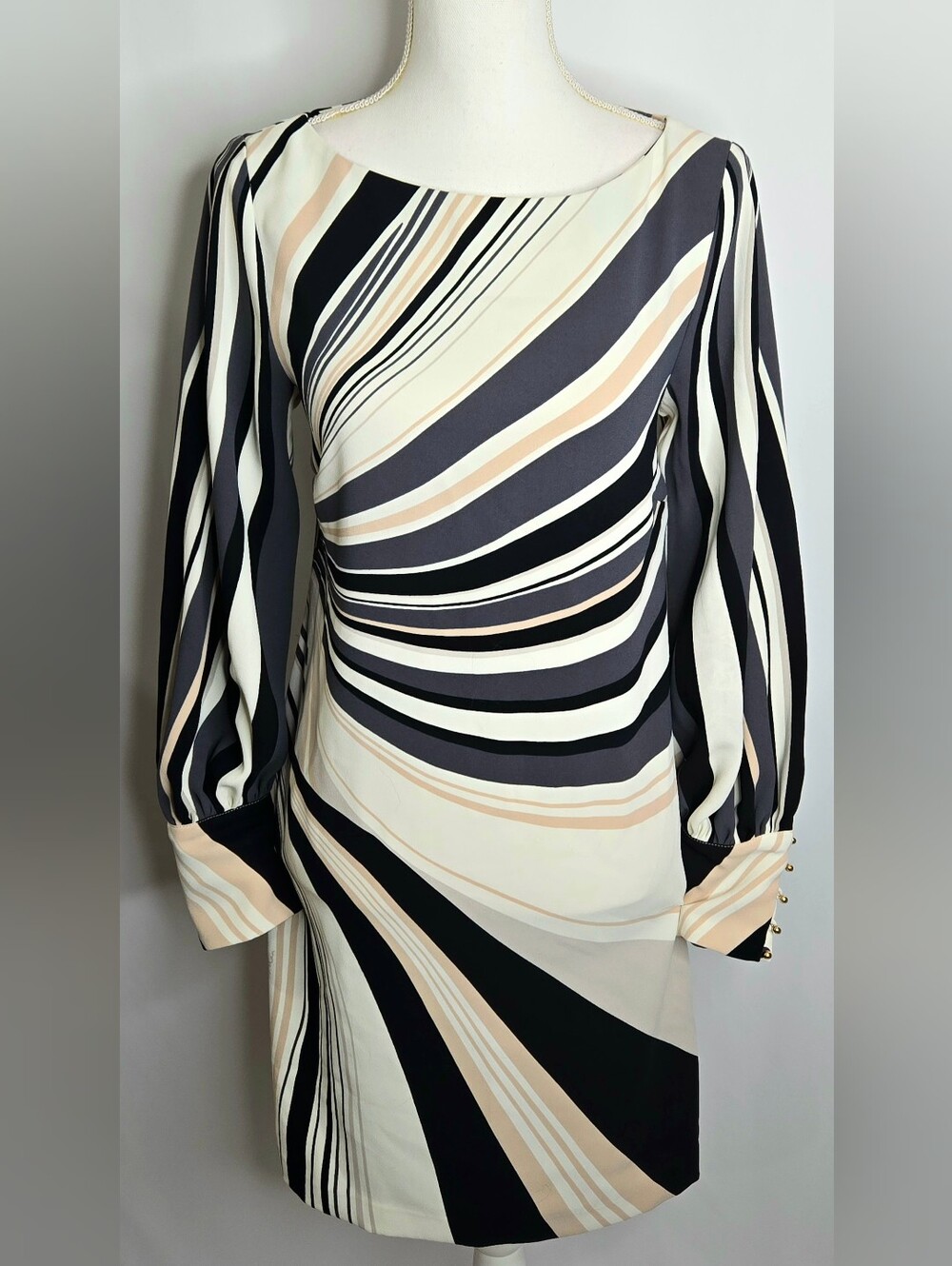 Richard Allan Mod Geometric Swirl Shift Dress Gold Button Cuffs NWOT Size 6